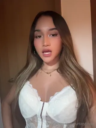 yourtinytinaa leaked video, frame 4