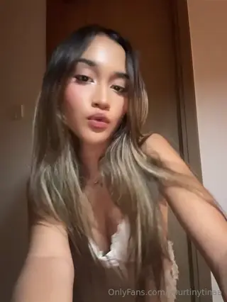 yourtinytinaa leaked video, frame 6