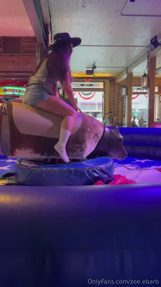 zoeebarb leaked video, frame 6