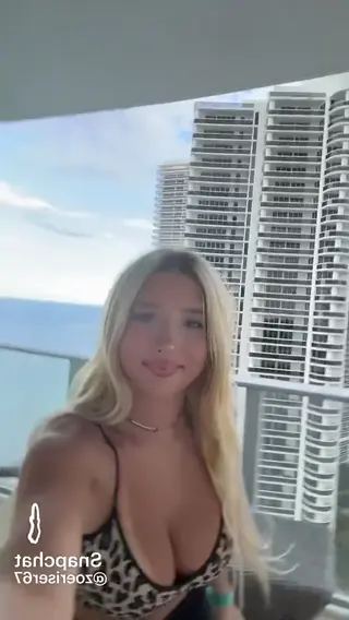 zoey leaked video, frame 5