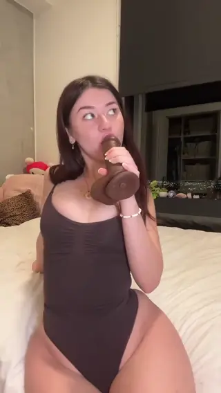 zoey_jade leaked video, frame 5