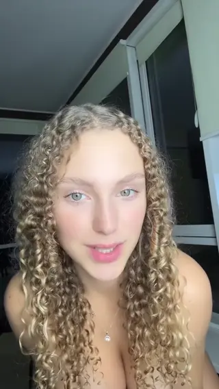 zoeycurly leaked video preview